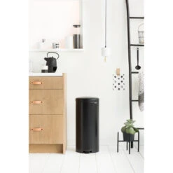 Brabantia Newicon Pedaalemmer 30 L Mat Zwart -Brabantia 101 4540 4 1