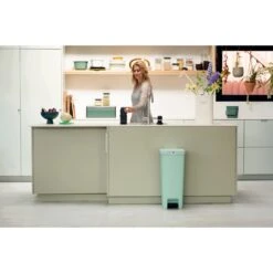 Brabantia StepUp Pedaalemmer 40 Liter Jade Groen 11 Brabantia StepUp Pedaalemmer 40 Liter Jade Groen -Brabantia 102 0108 6 1