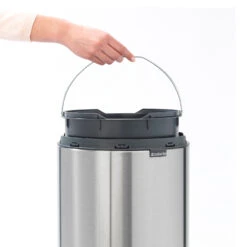Brabantia Touch Bin Afvalemmer 30 L Mat Staal 10 Brabantia Touch Bin Afvalemmer 30 L Mat Staal -Brabantia 102 5462 4 1