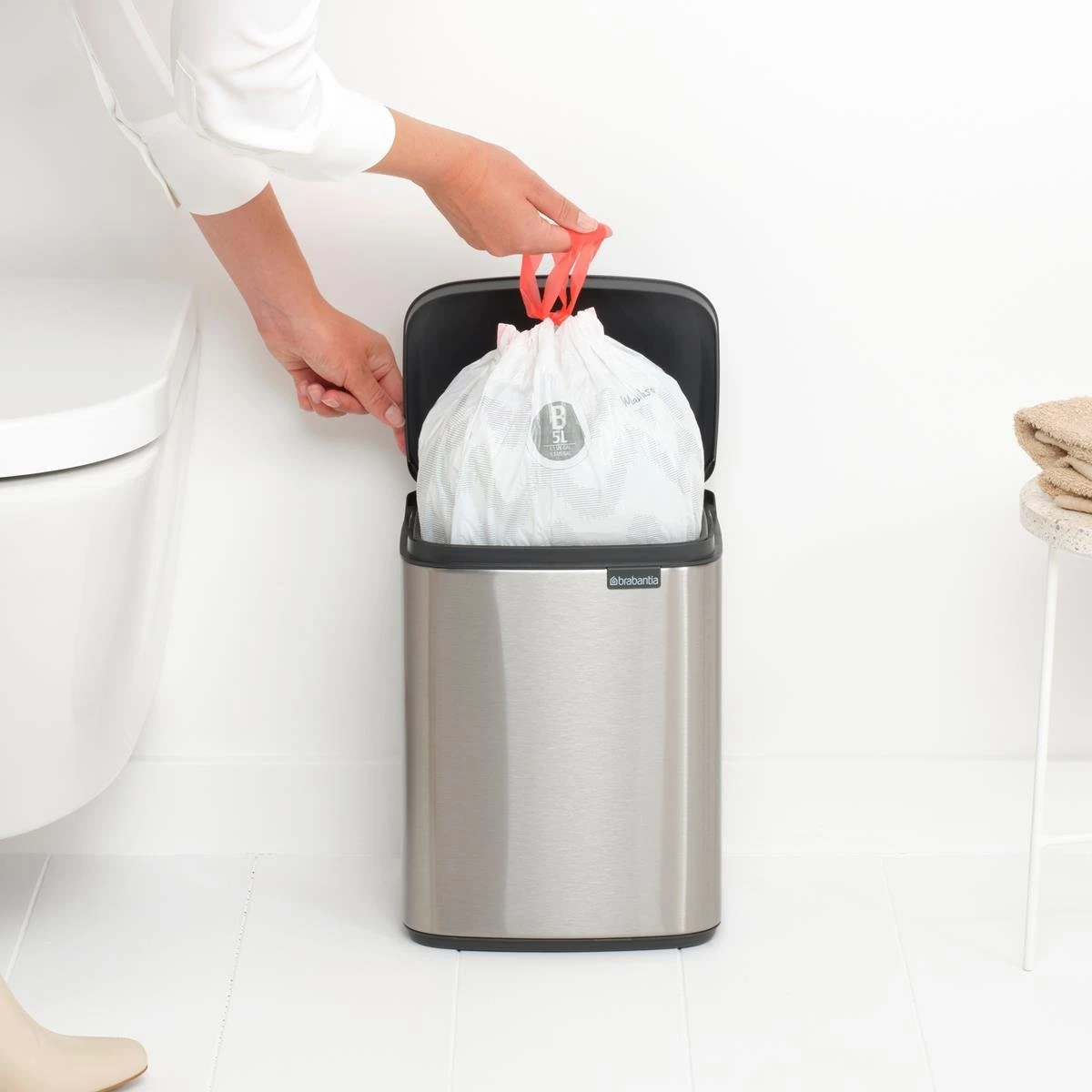 Brabantia Bo Afvalemmer 7 L - Matt Steel FPP 6 Brabantia Bo Afvalemmer 7 L - Matt Steel FPP - Afbeelding 6