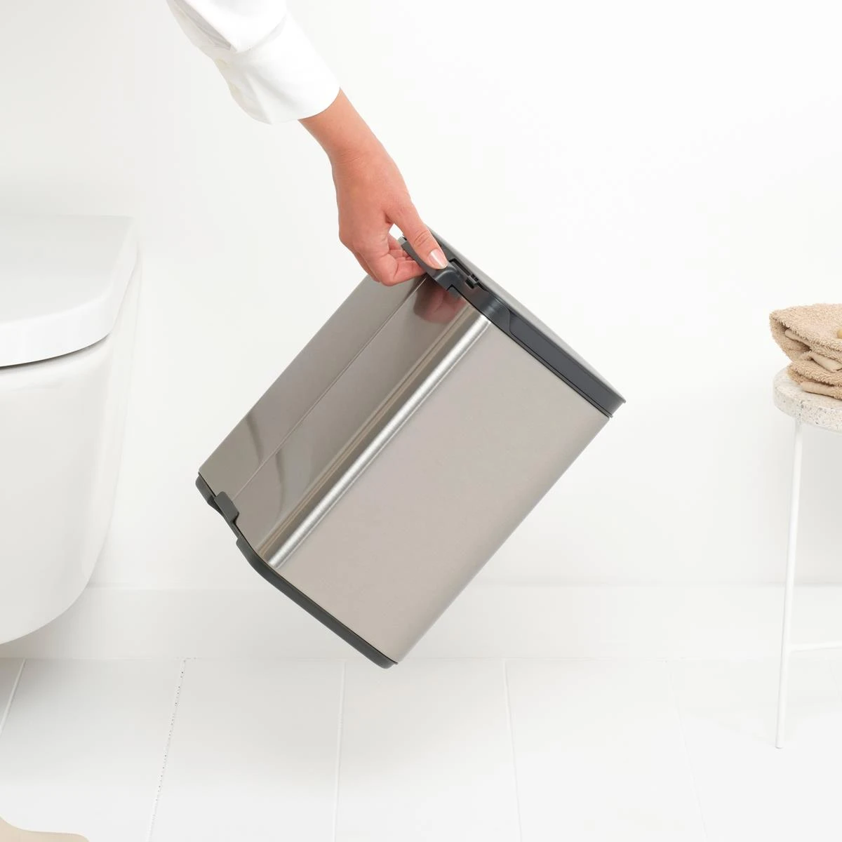 Brabantia Bo Afvalemmer 7 L - Matt Steel FPP 7 Brabantia Bo Afvalemmer 7 L - Matt Steel FPP - Afbeelding 7