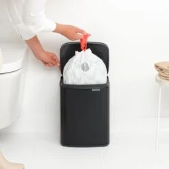 Brabantia Bo Afvalemmer 7 L - Matt Black -Brabantia 10713085