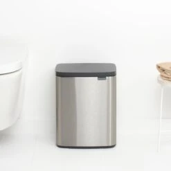 Brabantia Bo Afvalemmer 12 L - Matt Steel FPP 23 Brabantia Bo Afvalemmer 12 L - Matt Steel FPP -Brabantia 10713182