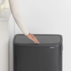 Brabantia Bo Touch Bin 60 L 17 Brabantia Bo Touch Bin 60 L -Brabantia 39713 02 04 a02ff31168
